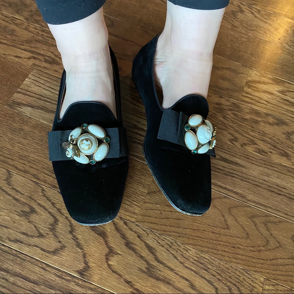 Gucci Black Velvet Jewel-Embellished Loafers - Picture 14 of 16